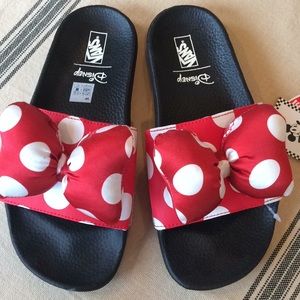 minnie mouse vans slides